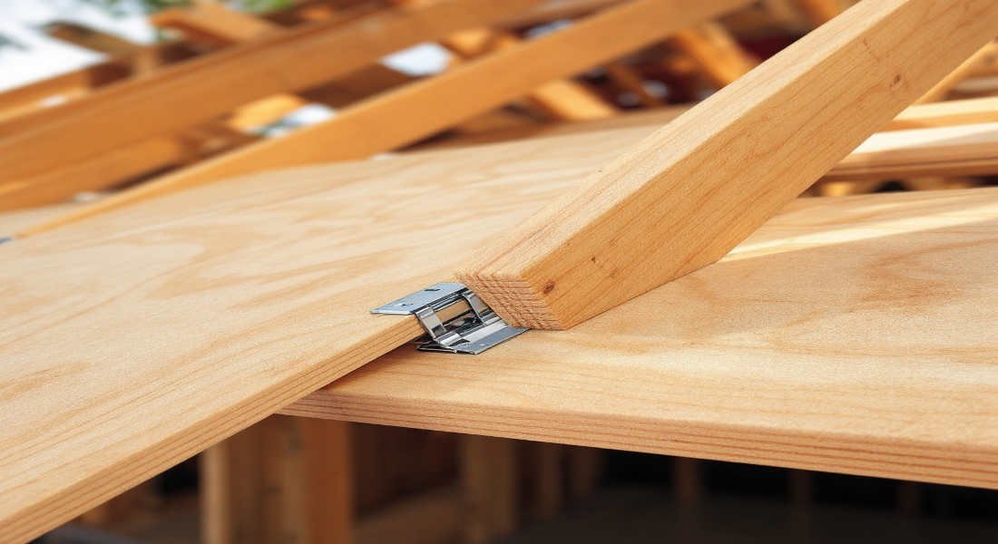 are h-clips required for house roof sheathing